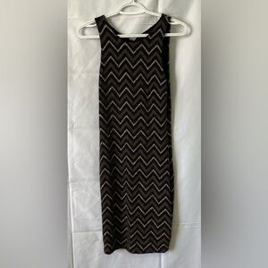 Eclipse Dress Women’s M Bodycon Black Silver Gold ZigZag Slipon Tie Back Lined